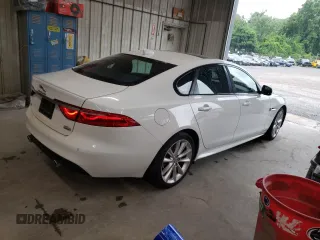2016 Jaguar XF with VIN SAJBL4BV6GCY18388, listed as a Copart auction lot 62552583 with 62,592 mi miles and . Bid and sale history available at DreamBid. Image 3.