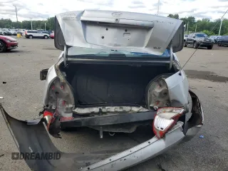 2001 Hyundai Elantra GLS with VIN KMHDN45D01U241519, listed as a Copart auction lot 61551095 with 201,343 mi miles and Salvage title. Bid and sale history available at DreamBid. Image 6.