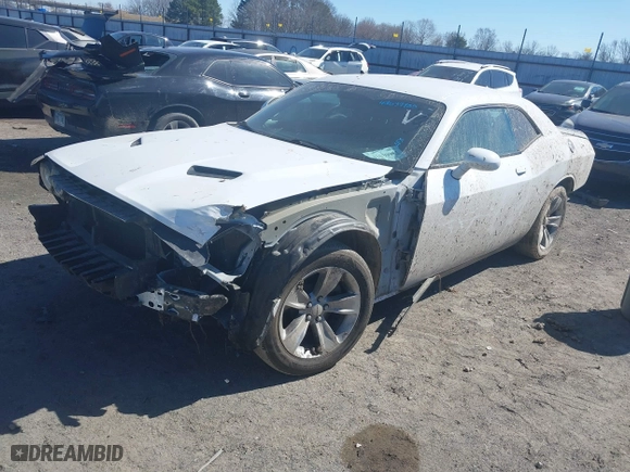 2019 Dodge Challenger SXT with VIN 2C3CDZAG8KH632426, listed as a IAAI auction lot 41639985 with 98,352 mi miles. Bid and sale history available at carsss.com. Image 19.