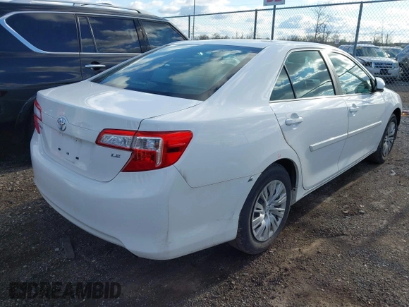 2014 Toyota Camry L with VIN 4T4BF1FK1ER424875, listed as a IAAI auction lot 42025877 with 113,919 mi miles. Bid and sale history available at carsss.com. Image 4.