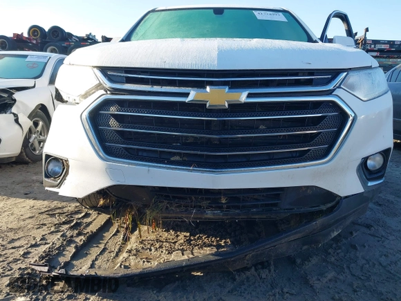 2018 Chevrolet Traverse LT Cloth with VIN 1GNERGKW5JJ206200, listed as a IAAI auction lot 41774993 with 142,587 mi miles. Bid and sale history available at carsss.com. Image 6.