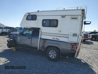 2022 Nissan Frontier S z VIN 1N6ED1CM1NN644435, wystawiony jako Copart lot #46060715 z przebiegiem 28 780 mil mil oraz Szkoda całkowita • Salvage title. Historia ofert i sprzedaży dostępna na DreamBid. Obrazek 2.