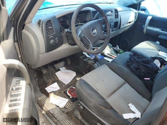 2007 Chevrolet Silverado 1500 LS with VIN 2GCEK13CX71728290, listed as a Copart auction lot 46092164 with 224,700 mi miles and Non Repairable. Bid and sale history available at carsss.com. Image 8.