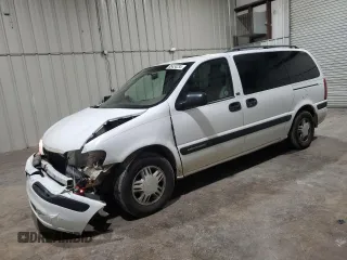 2000 Chevrolet Venture LT 1SD Pkg with VIN 1GNDX03E8YD302930, listed as a Copart auction lot 85424234 with 173,635 mi miles and Salvage Title. Bid and sale history available at carsss.com. Image 1.