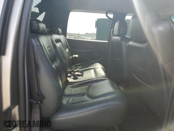 2002 Chevrolet Avalanche z VIN 3GNEC13T02G251907, wystawiony jako Copart lot #48910925 z przebiegiem 222 416 mil mil oraz Szkoda całkowita • Salvage title. Historia ofert i sprzedaży dostępna na DreamBid. Obrazek 10.