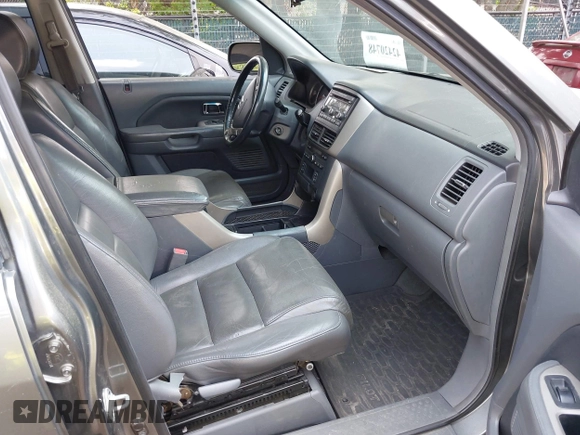 2007 Honda Pilot EX-L z VIN 5FNYF18507B003645, wystawiony jako IAAI lot #42420748 z przebiegiem 219 220 mil mil oraz . Historia ofert i sprzedaży dostępna na DreamBid. Obrazek 5.