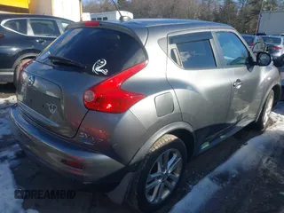 2012 Nissan Juke SV with VIN JN8AF5MV6CT108121, listed as a IAAI auction lot 41589587 with 136,185 mi miles. Bid and sale history available at carsss.com. Image 4.