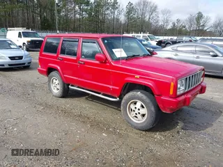 1997 Jeep Cherokee with VIN 1J4FN68S7VL524444, listed as a IAAI auction lot 41541022 with 270,943 mi miles and . Bid and sale history available at DreamBid. Image 1.