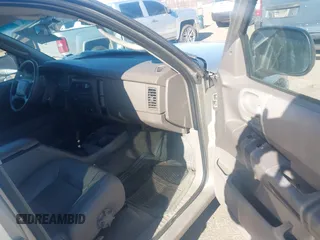 2002 Dodge Durango SLT with VIN 1B4HS48N12F160504, listed as a IAAI auction lot 41304610 with 179,724 mi miles and . Bid and sale history available at DreamBid. Image 5.