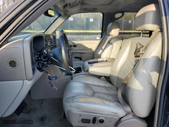 2004 Chevrolet Tahoe LS with VIN 1GNEK13Z94J171322, listed as a Copart auction lot 44327755 with 0 mi miles and Salvage Title. Bid and sale history available at carsss.com. Image 7.