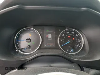 2020 Toyota RAV4 Hybrid XLE with VIN 2T3RWRFV2LW057300, listed as a Copart auction lot 54762655 with 96,624 mi miles and Salvage title. Bid and sale history available at DreamBid. Image 9.