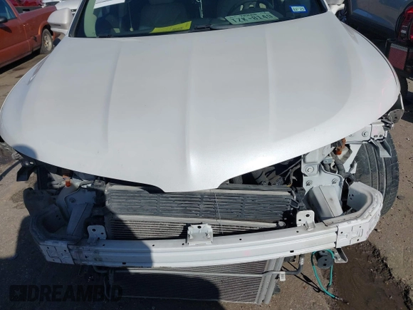 2016 Lincoln MKX Select with VIN 2LMTJ6KR1GBL75185, listed as a IAAI auction lot 41706363 with 135,844 mi miles and . Bid and sale history available at carsss.com. Image 13.