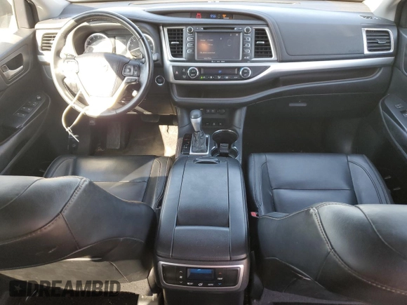 2017 Toyota Highlander XLE with VIN 5TDJZRFH5HS456984, listed as a Copart auction lot 50780025 with 113,287 mi miles and Salvage title. Bid and sale history available at DreamBid. Image 8.