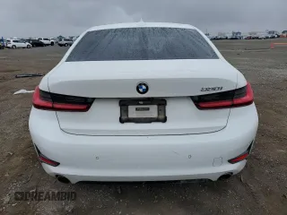 2020 BMW 3 Series 330i z VIN WBA5R1C05LFH39573, wystawiony jako Copart lot #54557935 z przebiegiem Nie podano mil oraz Szkoda całkowita • Salvage title. Historia ofert i sprzedaży dostępna na DreamBid. Obrazek 6.