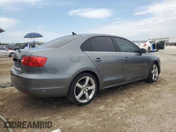 2013 Volkswagen Jetta SE с VIN 3VWDX7AJ7DM426295, выставлен на аукционе Copart как лот 55739005 с пробегом 212 804 миль миль и Списание • Salvage title. История ставок и продаж доступна на DreamBid. Изображение 3.
