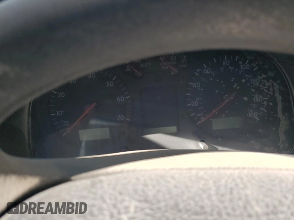 2000 Volkswagen Golf с VIN WVWBC21J3YW112402, выставлен на аукционе Copart как лот 70104574 с пробегом Не указан миль и На запчасти • Non repairable. История ставок и продаж доступна на DreamBid. Изображение 9.