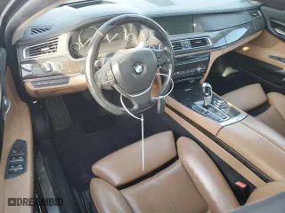 2012 BMW 7 Series 750i xDrive with VIN WBAKC6C58CC396835, listed as a Copart auction lot 86833724 with 0 mi miles and Salvage Title. Bid and sale history available at carsss.com. Image 8.