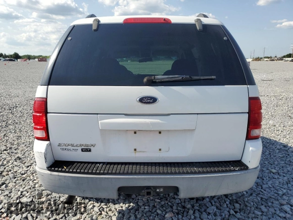 2002 Ford Explorer XLT z VIN 1FMZU73E72ZA27928, wystawiony jako Copart lot #56654885 z przebiegiem 228 383 mil mil oraz Szkoda całkowita • Salvage title. Historia ofert i sprzedaży dostępna na DreamBid. Obrazek 6.