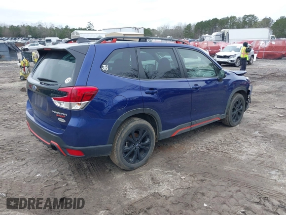 2024 Subaru Forester Sport with VIN JF2SKAEC8RH403364, listed as a IAAI auction lot 41845550 with 33,114 mi miles. Bid and sale history available at carsss.com. Image 4.