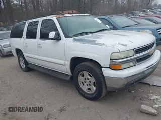 2004 Chevrolet Suburban LS with VIN 1GNEC16Z44J188506, listed as a IAAI auction lot 41352678 with 1 mi miles. Bid and sale history available at carsss.com. Image 1.