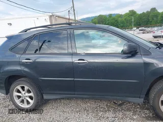 2009 Lexus RX 350 with VIN 2T2HK31U09C102199, listed as a IAAI auction lot 42154072 with 291,942 mi miles and . Bid and sale history available at DreamBid. Image 13.