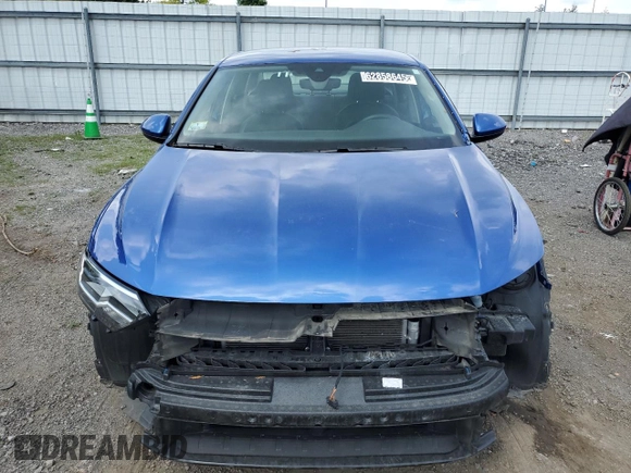 2024 Volkswagen Jetta SE with VIN 3VWEM7BU9RM034898, listed as a Copart auction lot 62858645 with 30,072 mi miles and Clean title. Bid and sale history available at DreamBid. Image 5.