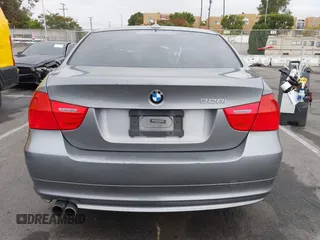2011 BMW 3 Series 328i с VIN WBAPH5C59BA447948, выставлен на аукционе IAAI как лот 42791025 с пробегом 124 445 миль миль и . История ставок и продаж доступна на DreamBid. Изображение 16.