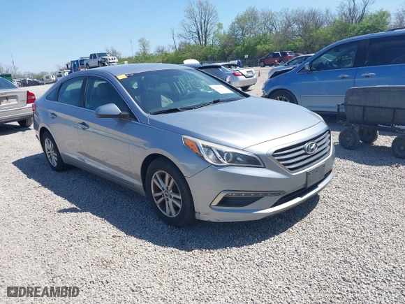 2015 Hyundai Sonata 2.4L SE with VIN 5NPE24AFXFH068876, listed as a IAAI auction lot 42113424 with 113,473 mi miles. Bid and sale history available at carsss.com. Image 1.