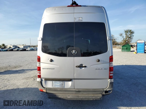 2016 Mercedes-Benz Sprinter with VIN WDZPE7DD6GP212117, listed as a Copart auction lot 43989545 with 137,194 mi miles and Clean Title. Bid and sale history available at DreamBid. Image 6.