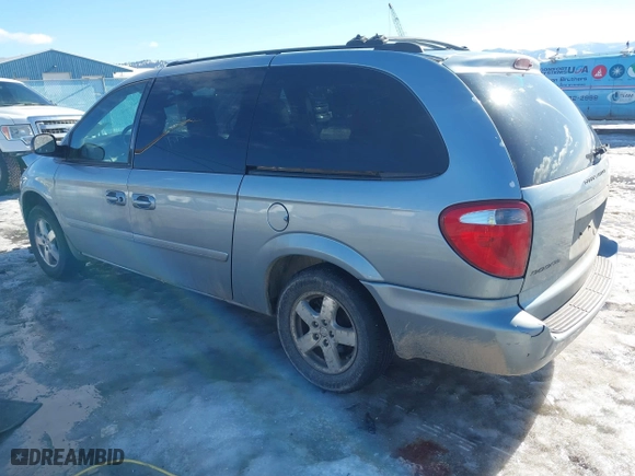 2006 Dodge Grand Caravan SXT with VIN 2D4GP44L86R600904, listed as a IAAI auction lot 41645249 with 153,192 mi miles. Bid and sale history available at carsss.com. Image 3.