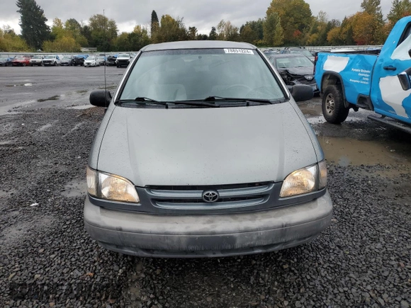 2000 Toyota Sienna CE with VIN 4T3GF19C6YU223277, listed as a Copart auction lot 78851224 with 229,405 mi miles and Salvage Title. Bid and sale history available at carsss.com. Image 5.