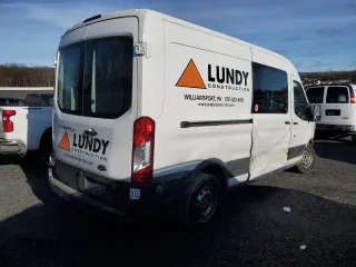 2016 Ford Transit Cargo z VIN 1FTYR2CM8GKA40117, wystawiony jako Copart lot #42287895 z przebiegiem Nie podano mil oraz Szkoda całkowita • Salvage title. Historia ofert i sprzedaży dostępna na DreamBid. Obrazek 3.