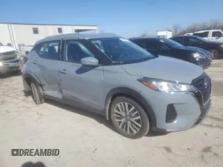 2024 Nissan Kicks SV with VIN 3N1CP5CVXRL554615, listed as a Copart auction lot 44043855 with 2,214 mi miles and Salvage Title. Bid and sale history available at carsss.com. Image 4.