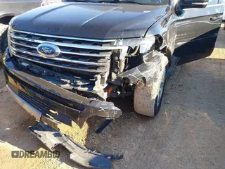 2021 Ford Expedition XLT with VIN 1FMJU1JT7MEA47795, listed as a IAAI auction lot 41339851 with 86,662 mi miles. Bid and sale history available at carsss.com. Image 6.