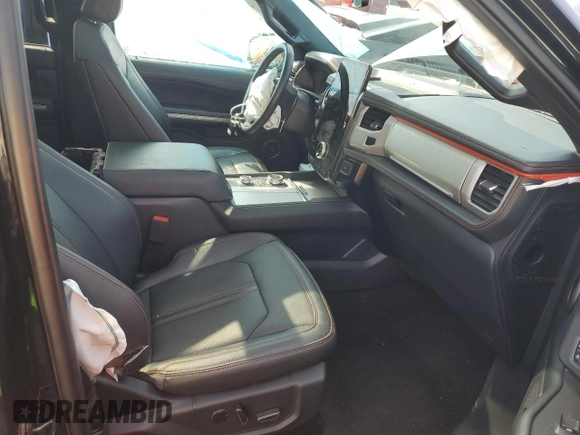 2024 Ford Expedition Timberline z VIN 1FMJU1RG0REA17472, wystawiony jako Copart lot #68238424 z przebiegiem Nie podano mil oraz Szkoda całkowita • Salvage title. Historia ofert i sprzedaży dostępna na DreamBid. Obrazek 7.