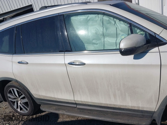 2016 Honda Pilot Elite with VIN 5FNYF6H05GB019292, listed as a IAAI auction lot 41668830 with 170,718 mi miles. Bid and sale history available at carsss.com. Image 14.