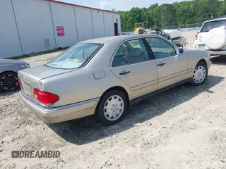 1999 Mercedes-Benz E 320 with VIN WDBJF65H9XA899139, listed as a IAAI auction lot 42154260 with Not Provided miles and . Bid and sale history available at DreamBid. Image 4.