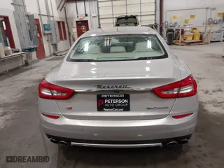 2015 Maserati Quattroporte S Q4 with VIN ZAM56RRA9F1131009, listed as a IAAI auction lot 41632708 with 83,020 mi miles. Bid and sale history available at carsss.com. Image 16.