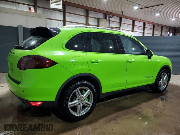 2012 Porsche Cayenne z VIN WP1AA2A28CLA05588, wystawiony jako Copart lot #54973895 z przebiegiem 189 838 mil mil oraz Czysty tytuł • Clean title. Historia ofert i sprzedaży dostępna na DreamBid. Obrazek 3.