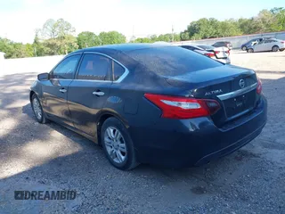 2016 Nissan Altima S with VIN 1N4AL3APXGC261224, listed as a IAAI auction lot 42011052 with 46,218 mi miles and . Bid and sale history available at DreamBid. Image 3.
