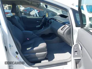 2010 Toyota Prius II z VIN JTDKN3DU8A0226619, wystawiony jako IAAI lot #42303693 z przebiegiem 123 068 mil mil oraz . Historia ofert i sprzedaży dostępna na DreamBid. Obrazek 5.