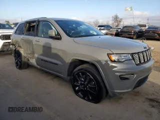 2022 Jeep Grand Cherokee WK Laredo X with VIN 1C4RJEAG2NC128498, listed as a Copart auction lot 89158855 with 17,345 mi miles and Salvage Title. Bid and sale history available at carsss.com. Image 4.