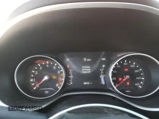 2021 Jeep Compass Altitude z VIN 3C4NJDBB6MT504313, wystawiony jako Copart lot #52232705 z przebiegiem 66 410 mil mil oraz Szkoda całkowita • Salvage title. Historia ofert i sprzedaży dostępna na DreamBid. Obrazek 9.