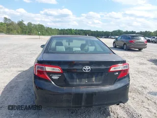 2012 Toyota Camry L z VIN 4T1BF1FK2CU065558, wystawiony jako IAAI lot #42338929 z przebiegiem 158 269 mil mil oraz . Historia ofert i sprzedaży dostępna na DreamBid. Obrazek 16.