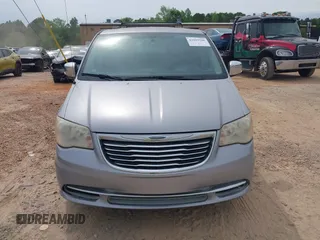 2014 Chrysler Town & Country Touring L with VIN 2C4RC1CG9ER376058, listed as a IAAI auction lot 42099348 with 186,226 mi miles and . Bid and sale history available at DreamBid. Image 12.