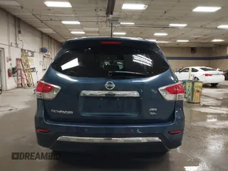 2014 Nissan Pathfinder SL z VIN 5N1AR2MM7EC612801, wystawiony jako IAAI lot #42048907 z przebiegiem 106 234 mil mil oraz . Historia ofert i sprzedaży dostępna na DreamBid. Obrazek 16.