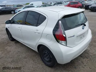 2016 Toyota Prius c One with VIN JTDKDTB34G1121639, listed as a IAAI auction lot 41890180 with 141,080 mi miles. Bid and sale history available at carsss.com. Image 3.