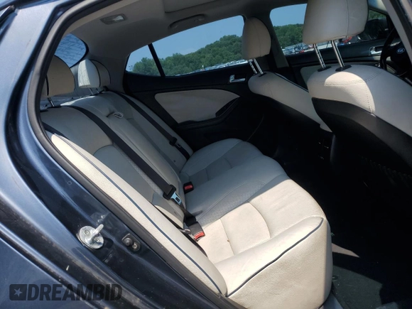 2015 Kia Optima EX z VIN KNAGN4AD1F5088882, wystawiony jako Copart lot #62280145 z przebiegiem 108 068 mil mil oraz Szkoda całkowita • Salvage title. Historia ofert i sprzedaży dostępna na DreamBid. Obrazek 10.