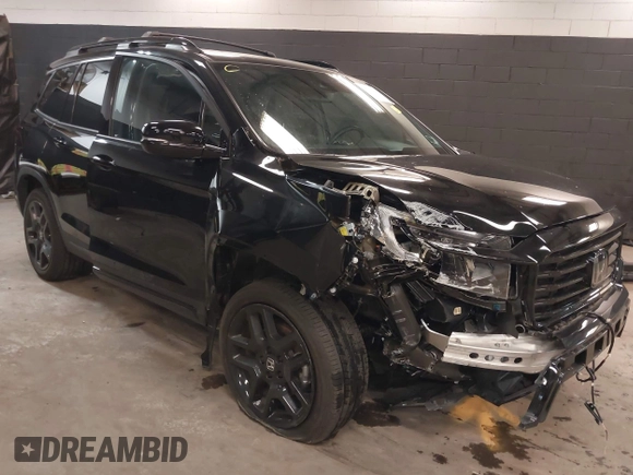 2024 Honda Passport Black Edition with VIN 5FNYF8H82RB002633, listed as a IAAI auction lot 42296310 with 12,991 mi miles and . Bid and sale history available at DreamBid. Image 6.