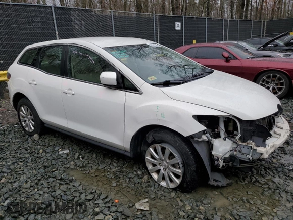 2011 Mazda CX-7 i SV z VIN JM3ER2A51B0380347, wystawiony jako Copart lot #50992345 z przebiegiem 141 713 mil mil oraz Nie do naprawy • Non repairable. Historia ofert i sprzedaży dostępna na DreamBid. Obrazek 4.
